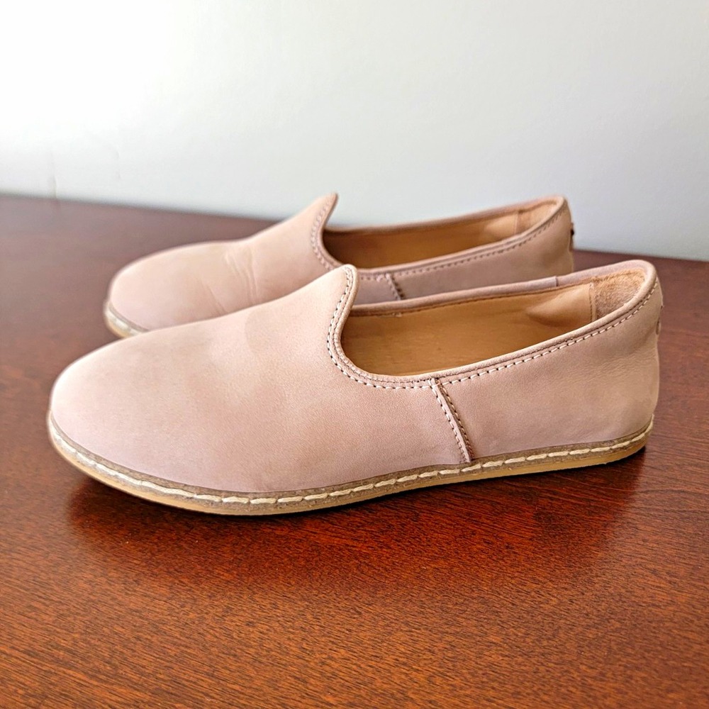 Charix Atelier Women's Beige Leather Slip-On Flats Round Toe Stitching Sz 8 Tan